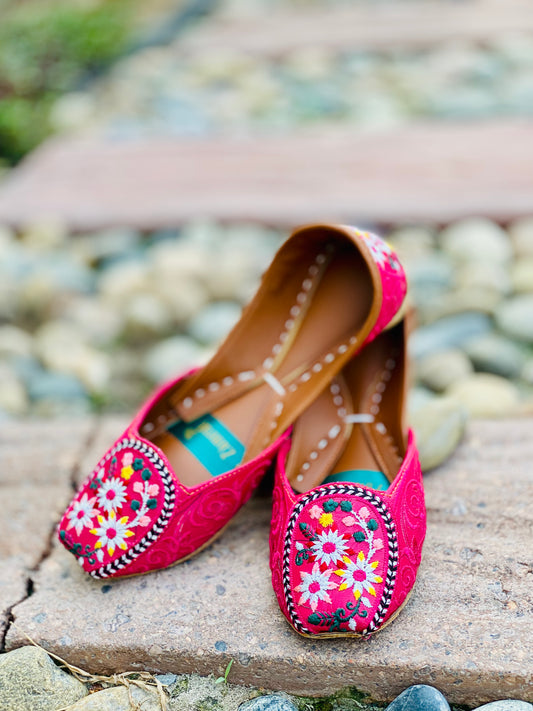 Crimson Charm - Deep Pink Bold Khussa - Zumrut by Amir 