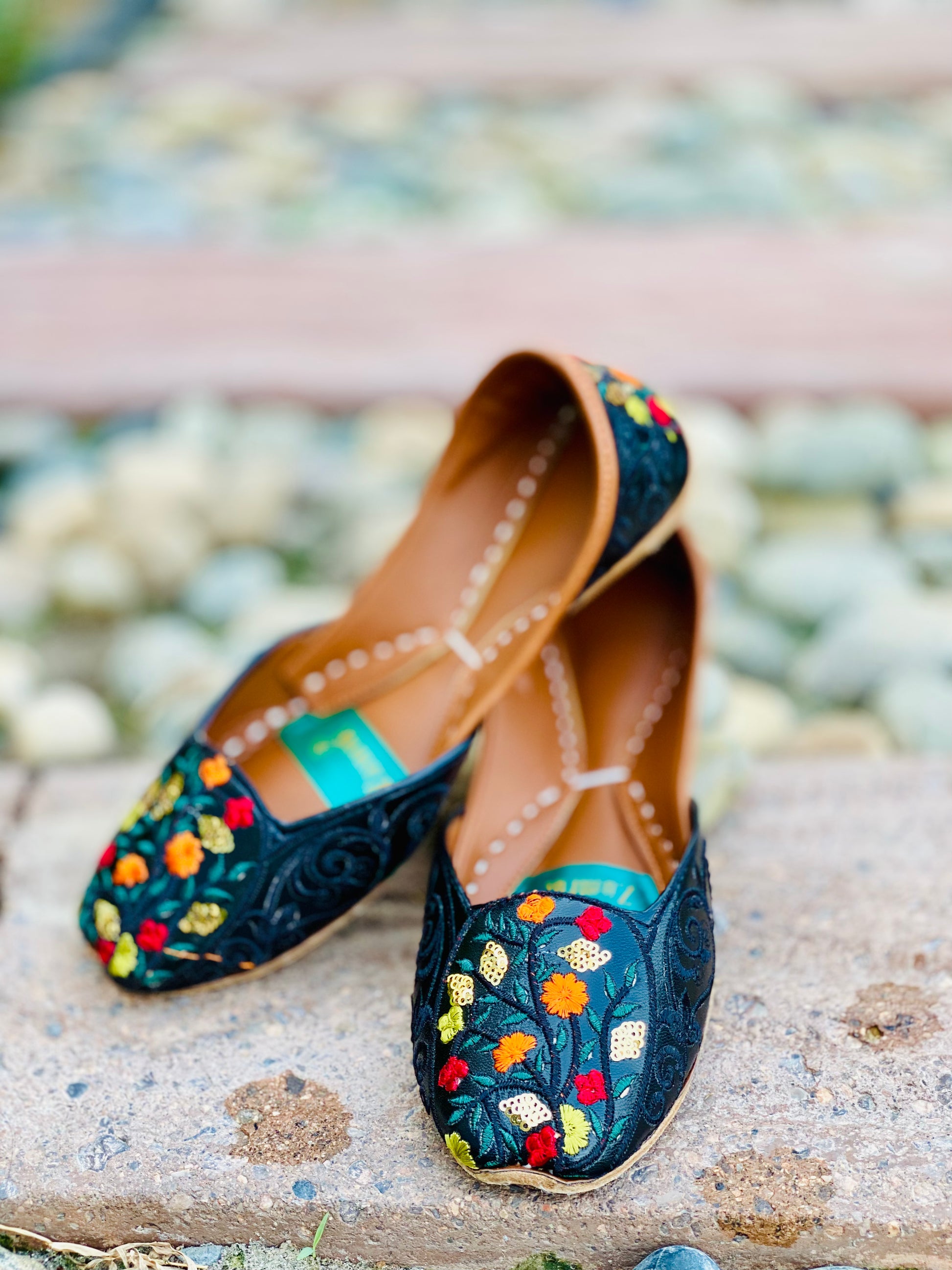 Twilight Spark - Black Golden Sequin Khussa - Zumrut by Amir 