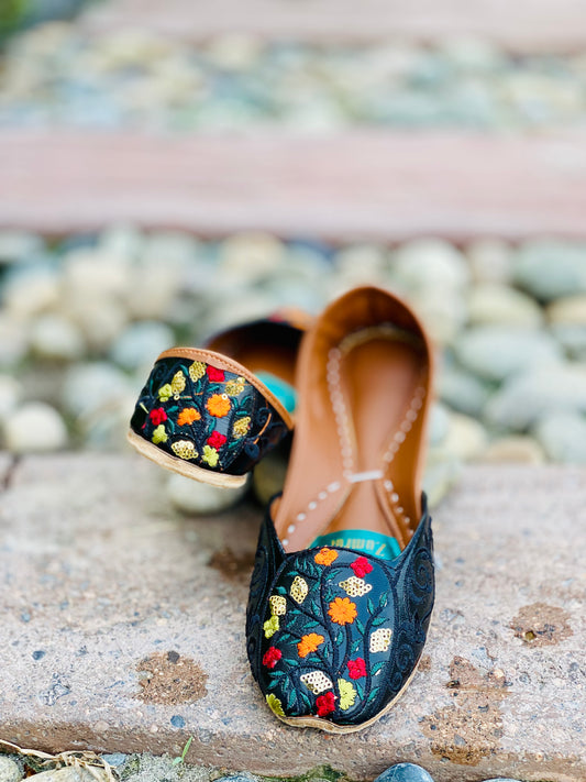Twilight Spark - Black Golden Sequin Khussa - Zumrut by Amir 