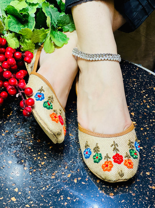 Mehek-e-Gul - Premium Beadwork Wedding Khussa - Zumrut by Amir 