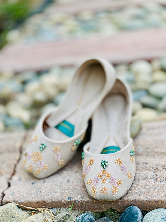 Noorani - Luxury Beadwork Heritage Khussa-- ----- - Zumrut by Amir 