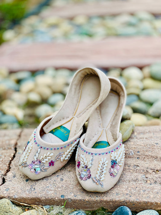 Rang-e-Zindagi - Cream Vibrant Beadwork Khussa - Zumrut by Amir 