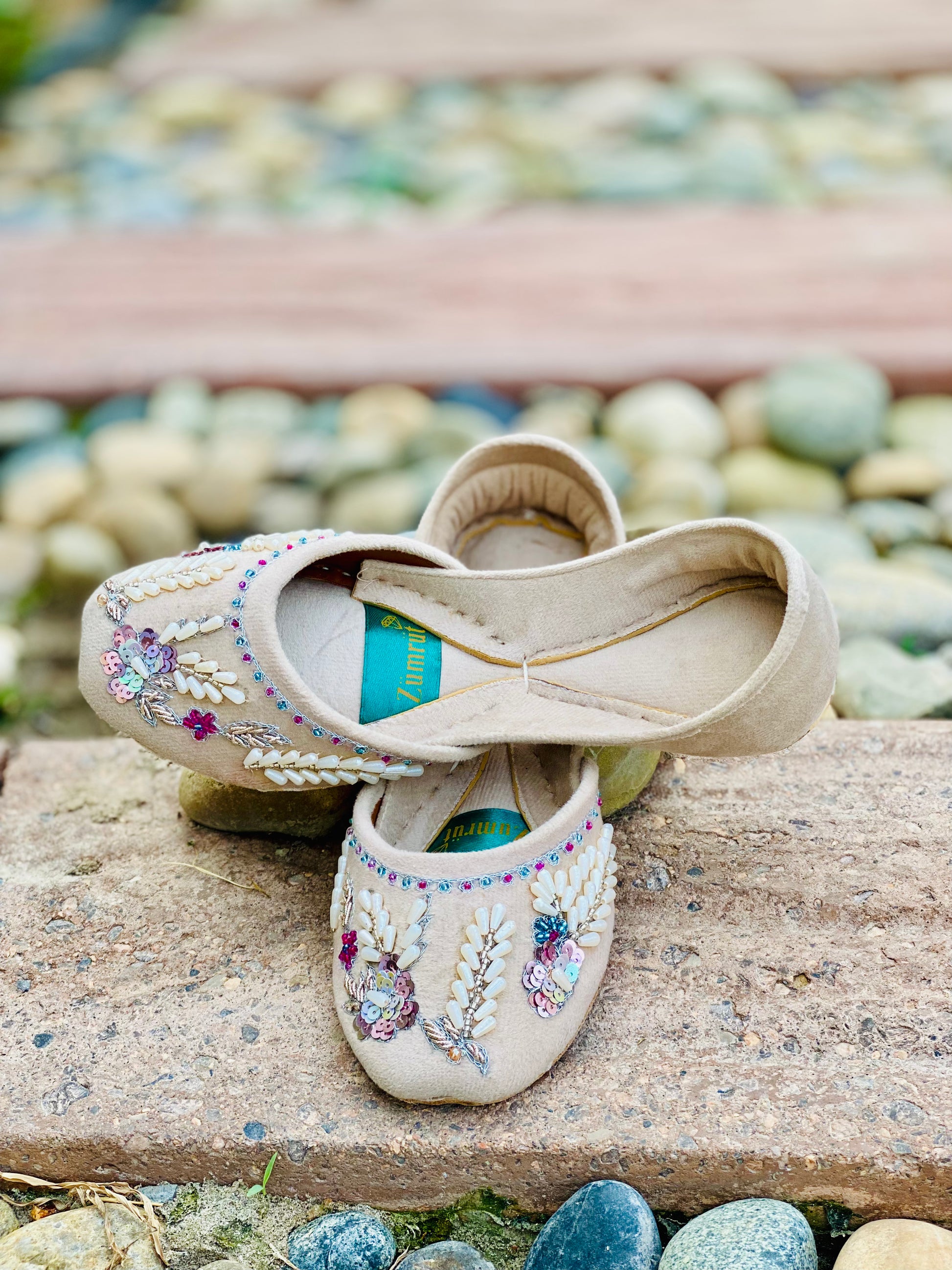 Rang-e-Zindagi - Cream Vibrant Beadwork Khussa - Zumrut by Amir 